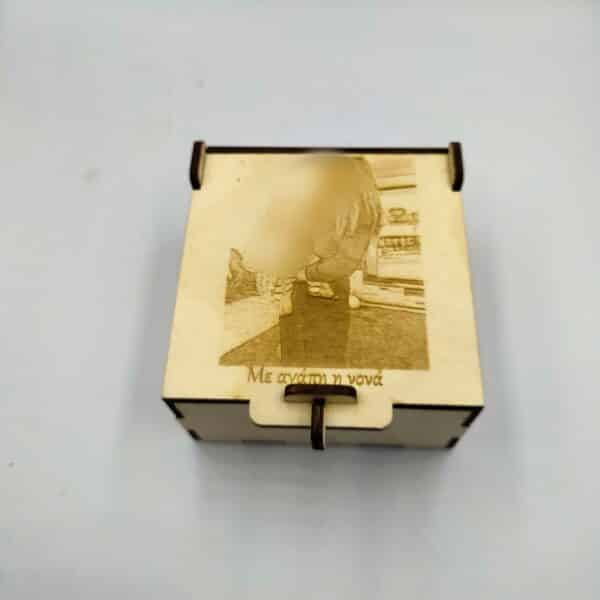 Ξύλινο κουτί με χάραξη φωτογραφίας ΔΩΡΑ woodworld