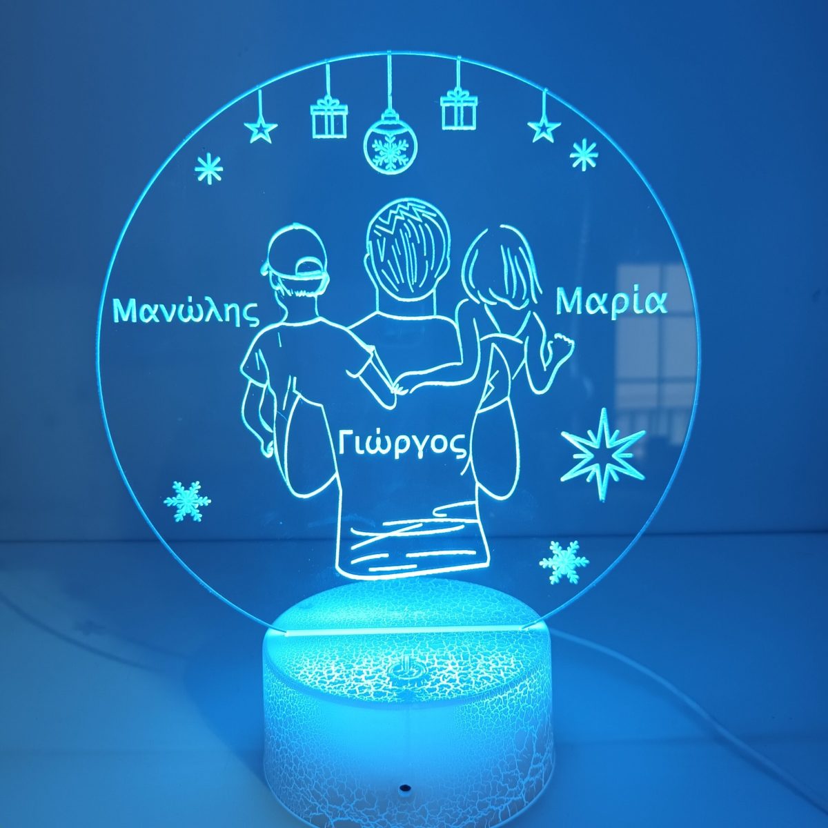 20231024_112623 Φωτιστικό plexiglass με μπαμπά και παιδιά - Image 1