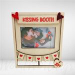 Kisssng booth Κορνίζα